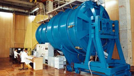 Работа на Южмаше. Архивное фото Работа на Южмаше. Архивное фото